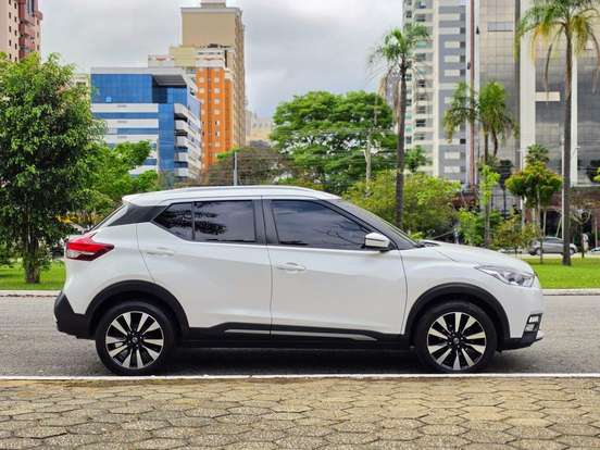 NISSAN-KICKS-2019
