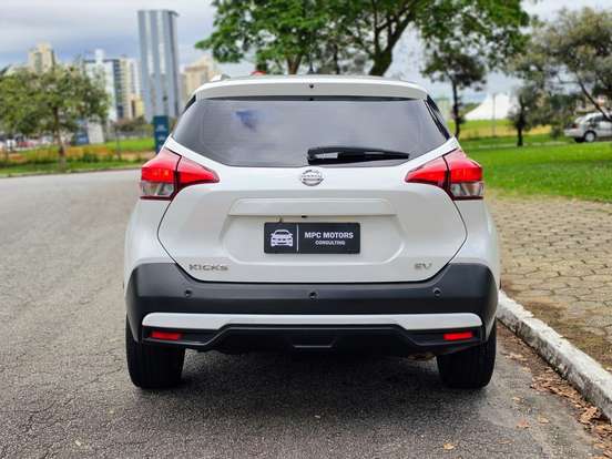 NISSAN-KICKS-2019