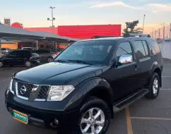 NISSAN PATHFINDER 4.0 SE 4X4 V6 24V GASOLINA 4P AUTOMÁTICO NISSAN PATHFINDER 4.0 SE 4X4 V6 24V GASOLINA 4P AUTOMÁTICO
