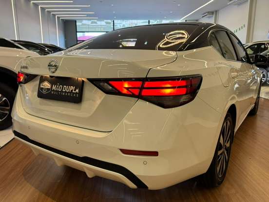 NISSAN-SENTRA-2.0 16V GASOLINA EXCLUSIVE XTRONIC NISSAN-SENTRA-2023