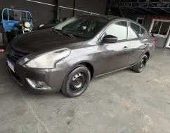 NISSAN VERSA 1.6 16V FLEX SV 4P MANUAL NISSAN VERSA 1.6 16V FLEX SV 4P MANUAL
