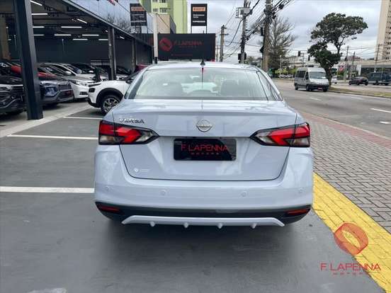NISSAN-VERSA-2025