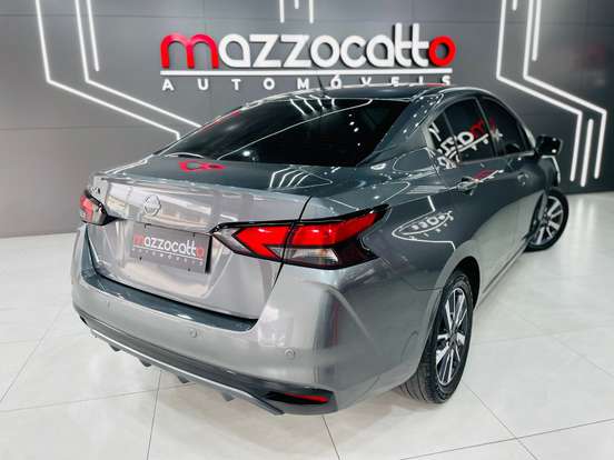 NISSAN-VERSA-2024
