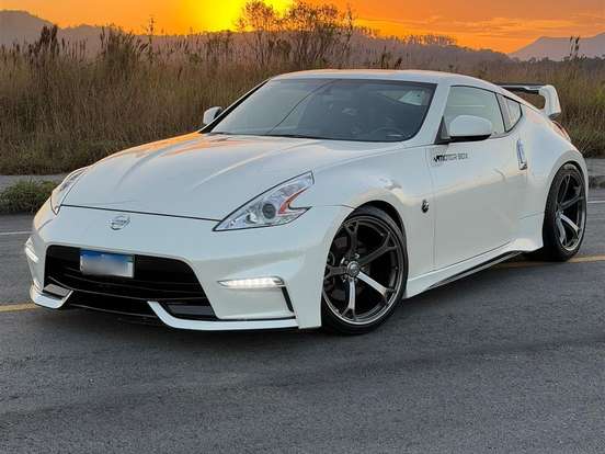 NISSAN-370Z-3.7 V6 GASOLINA MANUAL NISSAN-370Z-2011