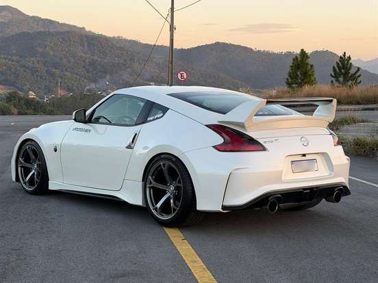 NISSAN-370Z-3.7 V6 GASOLINA MANUAL NISSAN-370Z-2011