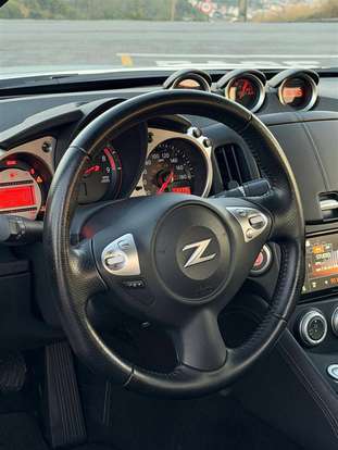 NISSAN-370Z-2011