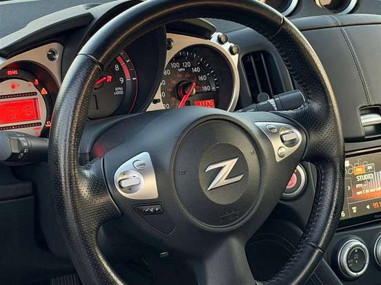 NISSAN-370Z-3.7 V6 GASOLINA MANUAL NISSAN-370Z-2011