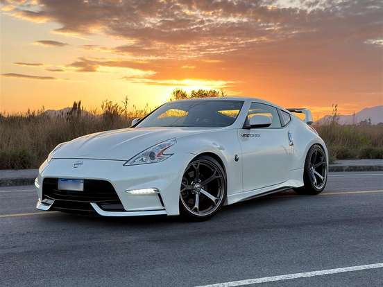 NISSAN-370Z-3.7 V6 GASOLINA MANUAL NISSAN-370Z-2011