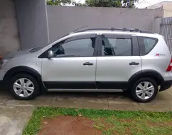 NISSAN LIVINA 1.6 SL 16V FLEX 4P MANUAL NISSAN LIVINA 1.6 SL 16V FLEX 4P MANUAL