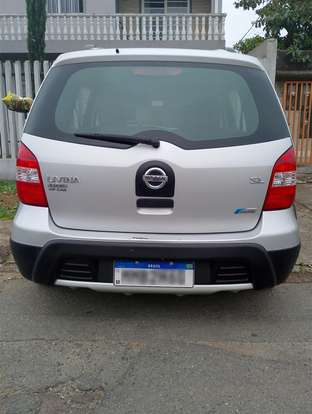 NISSAN-LIVINA-1.6 SL 16V FLEX 4P MANUAL NISSAN-LIVINA-2011