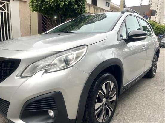 PEUGEOT-2008-2021