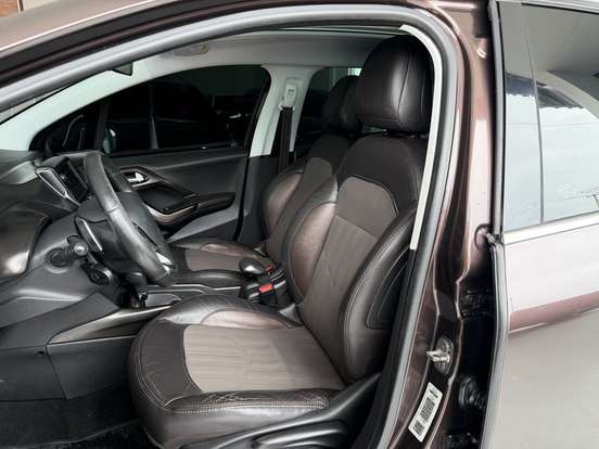 PEUGEOT-2008-2016