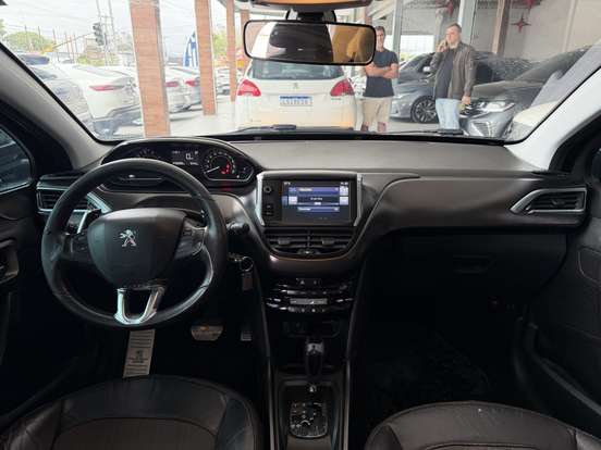 PEUGEOT-2008-1.6 16V FLEX GRIFFE 4P AUTOMÁTICO PEUGEOT-2008-2016