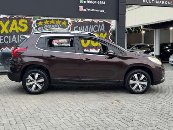 PEUGEOT-2008-2016