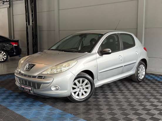 PEUGEOT-207-2012
