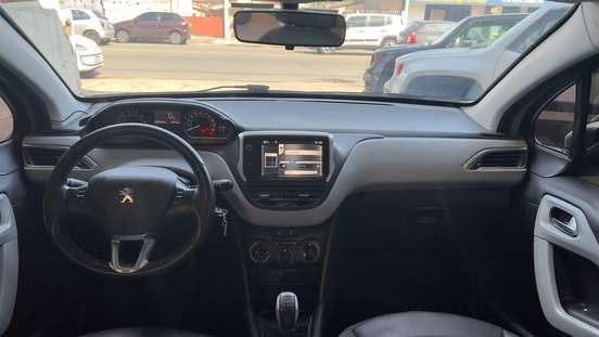 PEUGEOT-208-2014
