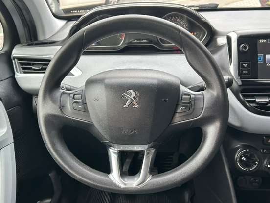 PEUGEOT-208-2014