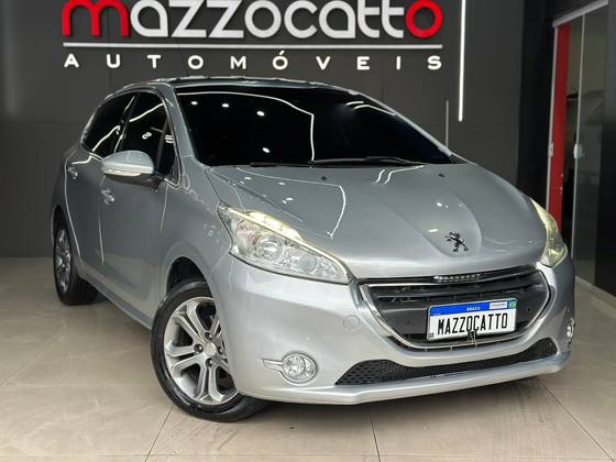 PEUGEOT 208 1.6 GRIFFE 16V FLEX 4P AUTOMÁTICO