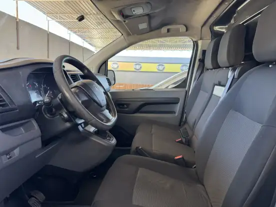 PEUGEOT-EXPERT-2018