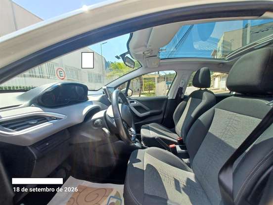 PEUGEOT-208-1.6 ALLURE 16V FLEX 4P AUTOMÁTICO PEUGEOT-208-2018