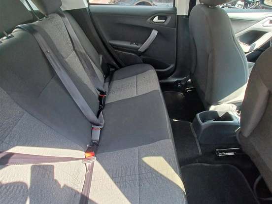PEUGEOT-208-1.6 ALLURE 16V FLEX 4P AUTOMÁTICO PEUGEOT-208-2018
