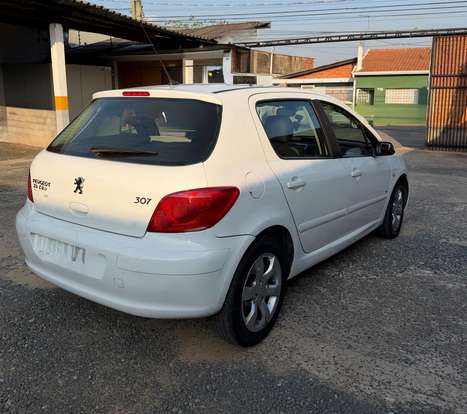 PEUGEOT-307-2011