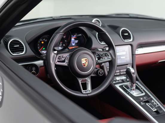 PORSCHE-718-2.0 16V H4 GASOLINA BOXSTER PDK PORSCHE-718-2023