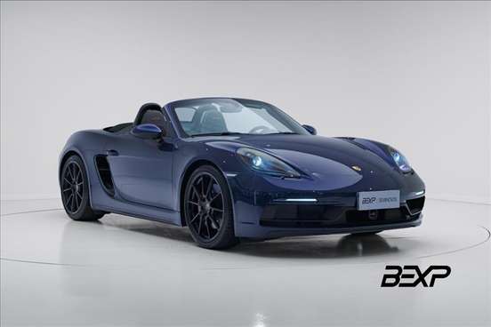 PORSCHE-718-2023