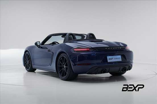 PORSCHE-718-2023