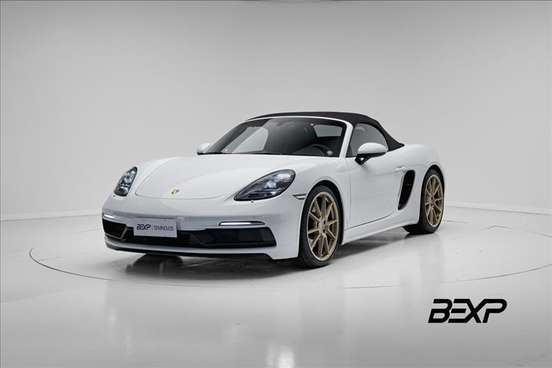 PORSCHE-718-2024