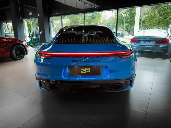 PORSCHE-911-2022