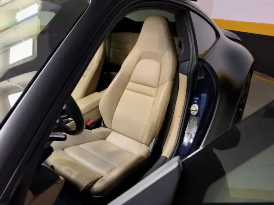 PORSCHE-911-2021