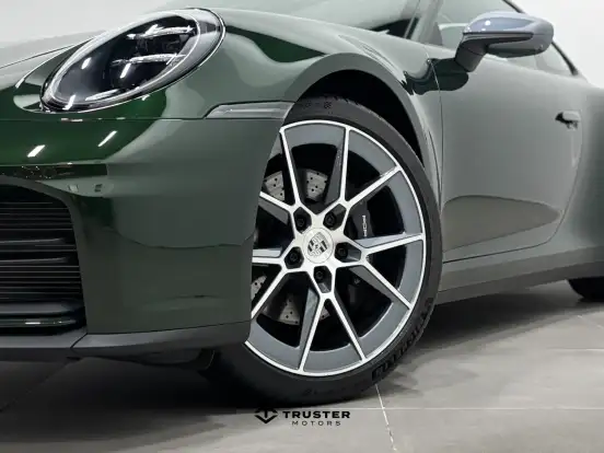PORSCHE-911-2025
