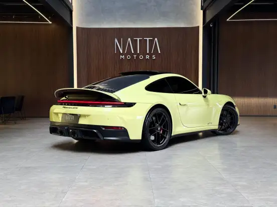 PORSCHE-911-2025