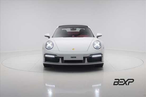 PORSCHE-911-2024