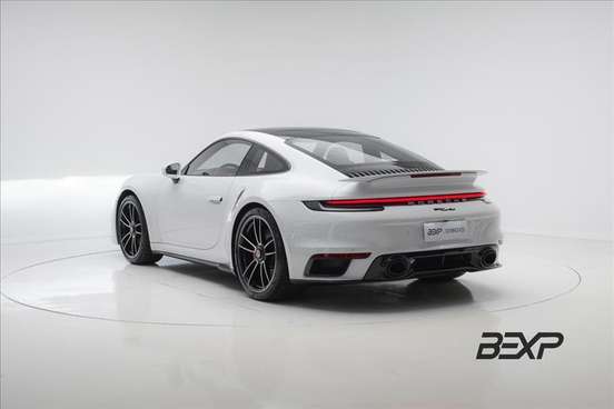 PORSCHE-911-2024