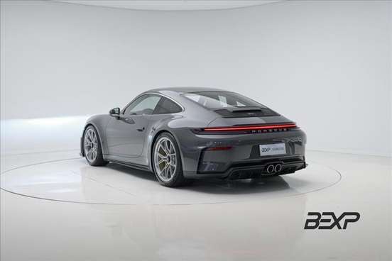 PORSCHE-911-2025