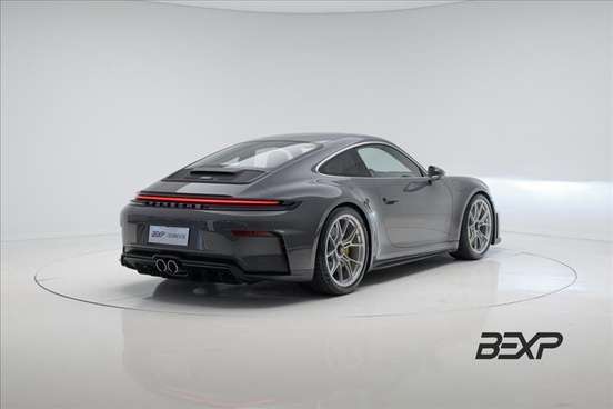 PORSCHE-911-2025