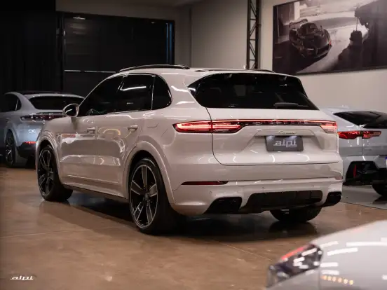 PORSCHE-CAYENNE-3.0 V6 E-HYBRID AWD TIPTRONIC S PORSCHE-CAYENNE-2020