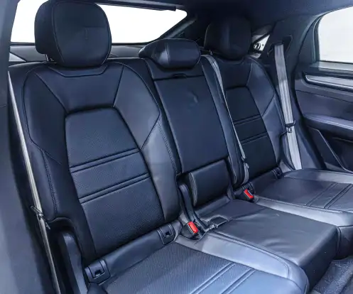 PORSCHE-CAYENNE-2023