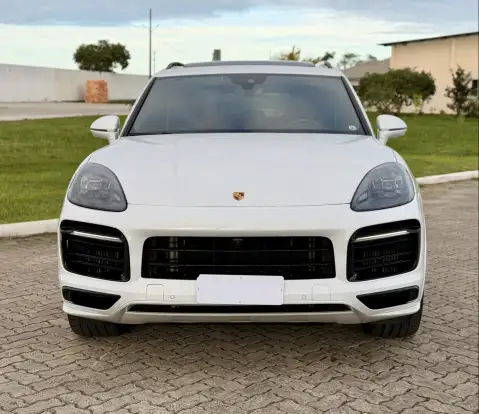 PORSCHE-CAYENNE-2022