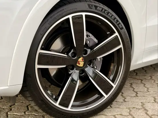 PORSCHE-CAYENNE-3.0 V6 E-HYBRID PLATINUM EDITION AWD TIPTRONIC S PORSCHE-CAYENNE-2022