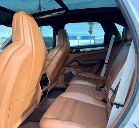 PORSCHE-CAYENNE-2022