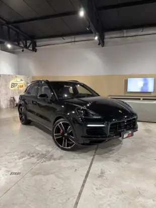 PORSCHE-CAYENNE-2023