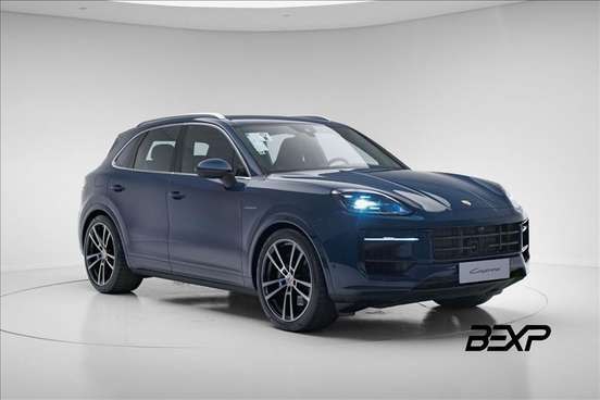 PORSCHE-CAYENNE-2025