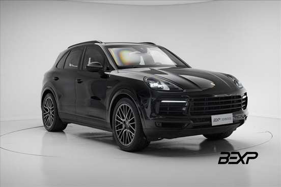 PORSCHE-CAYENNE-2019