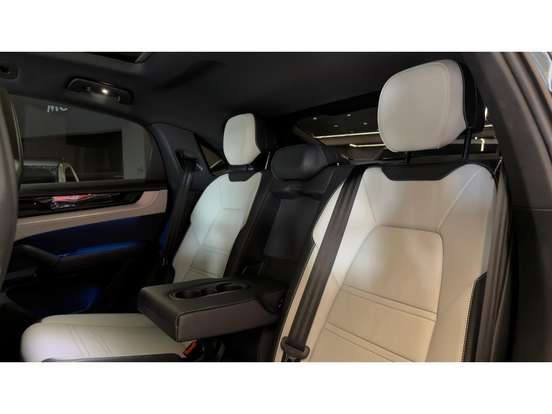 PORSCHE-CAYENNE-2024
