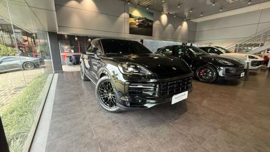 PORSCHE-CAYENNE-2025