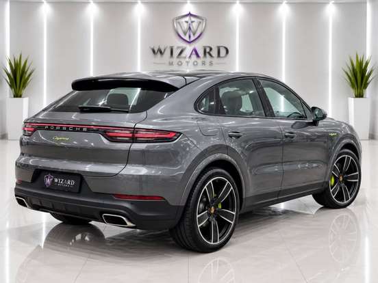 PORSCHE-CAYENNE-2019
