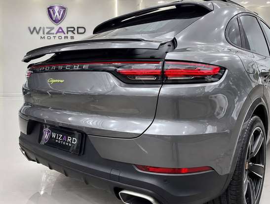 PORSCHE-CAYENNE-2019